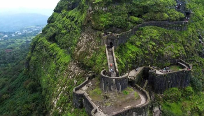 Lohagad-Fort-1024x576
