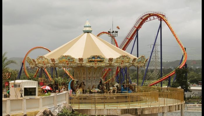 Magic-Carosel-Imagica